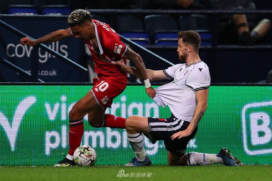 感染年轻球 感染年轻球