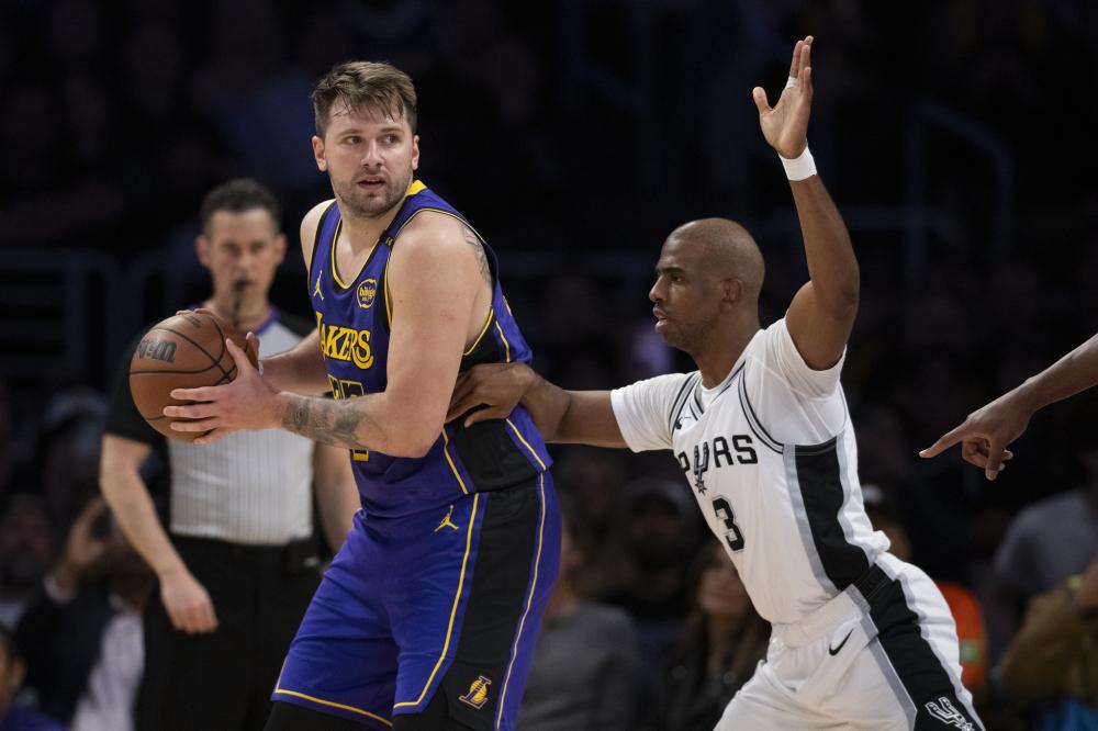 与表现足以 与表现足以