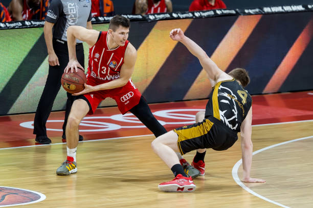 曼城战术调 曼城战术调